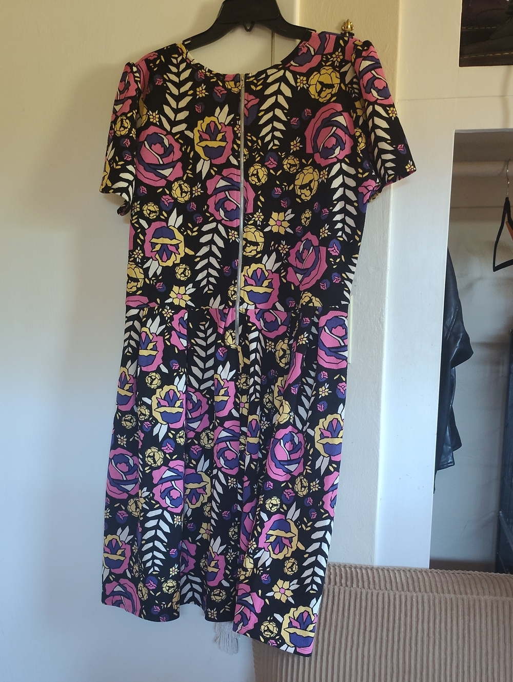 LuLaRoe Amelia Dress - Picture 6 of 6